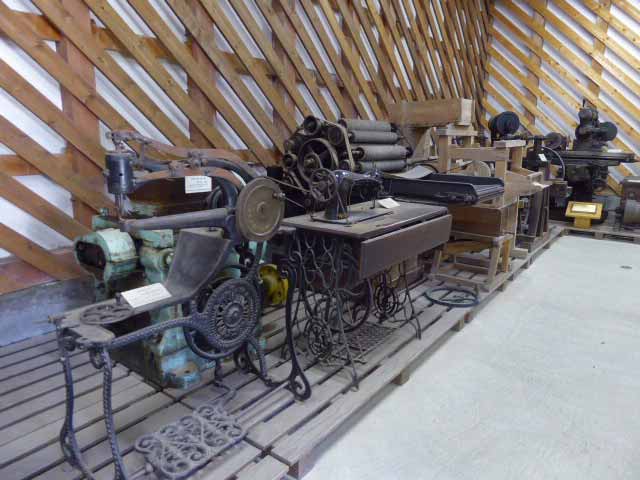 旧札幌拓殖倉庫、機械