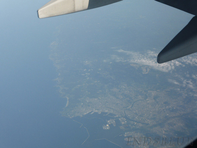 小さく本州は青森・大間港がかすかに見えます。