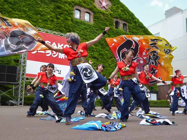 YOSAKOIソーラン祭り、帯広市 むらむらむらあず