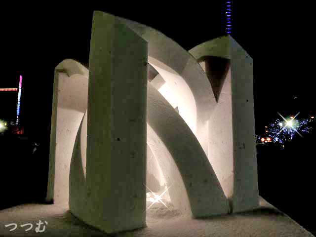 雪像、つつむ