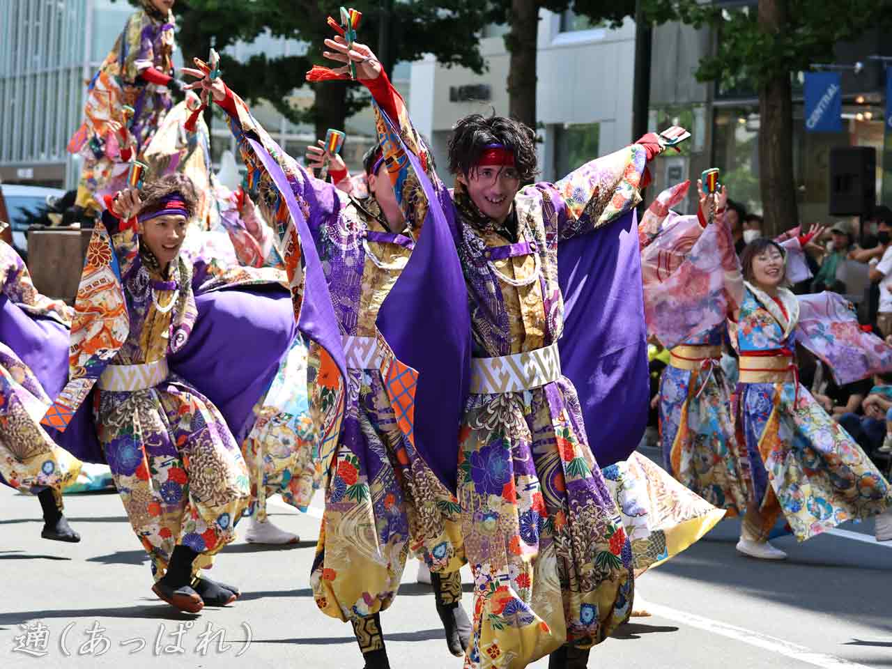 気合の入った演舞