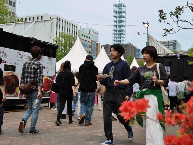 大通公園7丁目 ワインガーデン