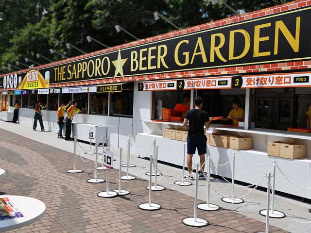 THE サッポロビヤガーデン、ビールカウンター