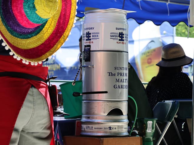 THE サッポロビヤガーデン、樽型ビールピッチャー