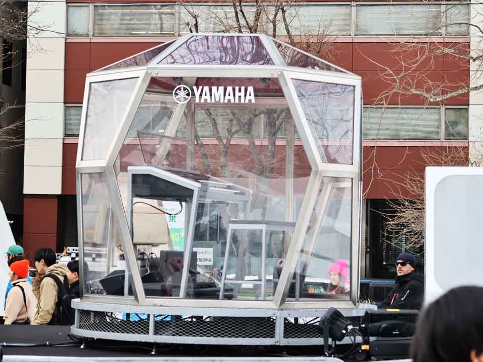 大通5丁目：道新 雪の広場、