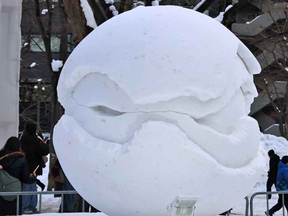 雪像彫刻：CORE 核