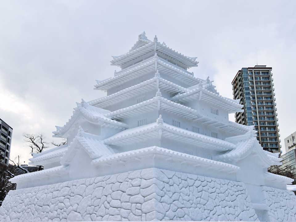 大雪像：会津鶴ヶ城